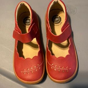 Girls Livie & Luca red size 2